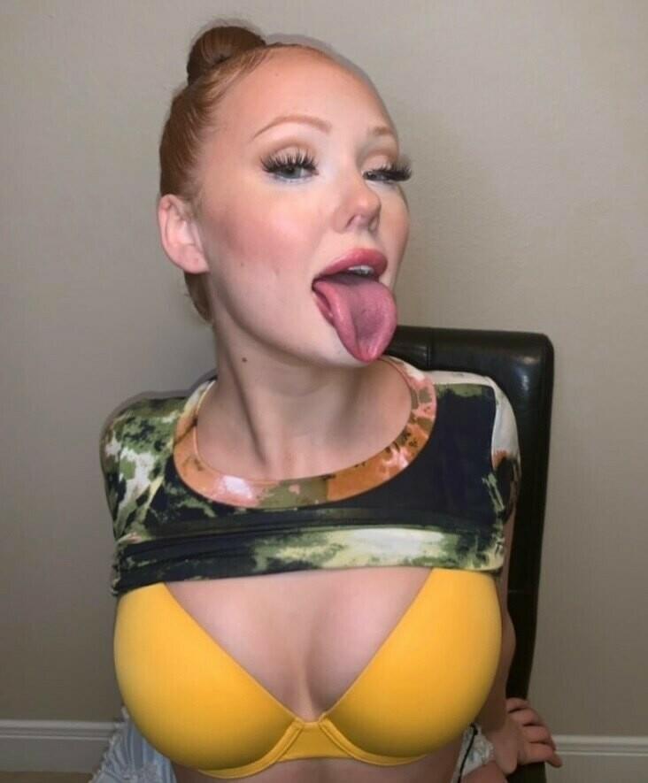 Bambi Doe / BambiDoe Fugas de Nudez en OnlyFans 1