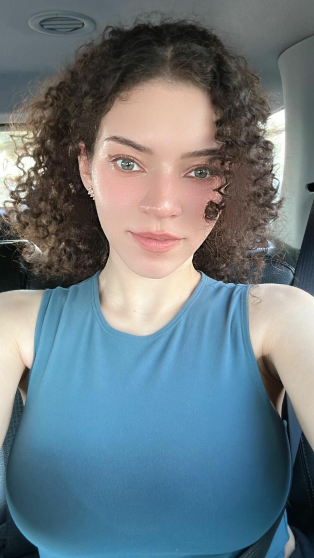 Brittany Venti / BrittanyVenti Filtraciones de Patreon Desnuda 1