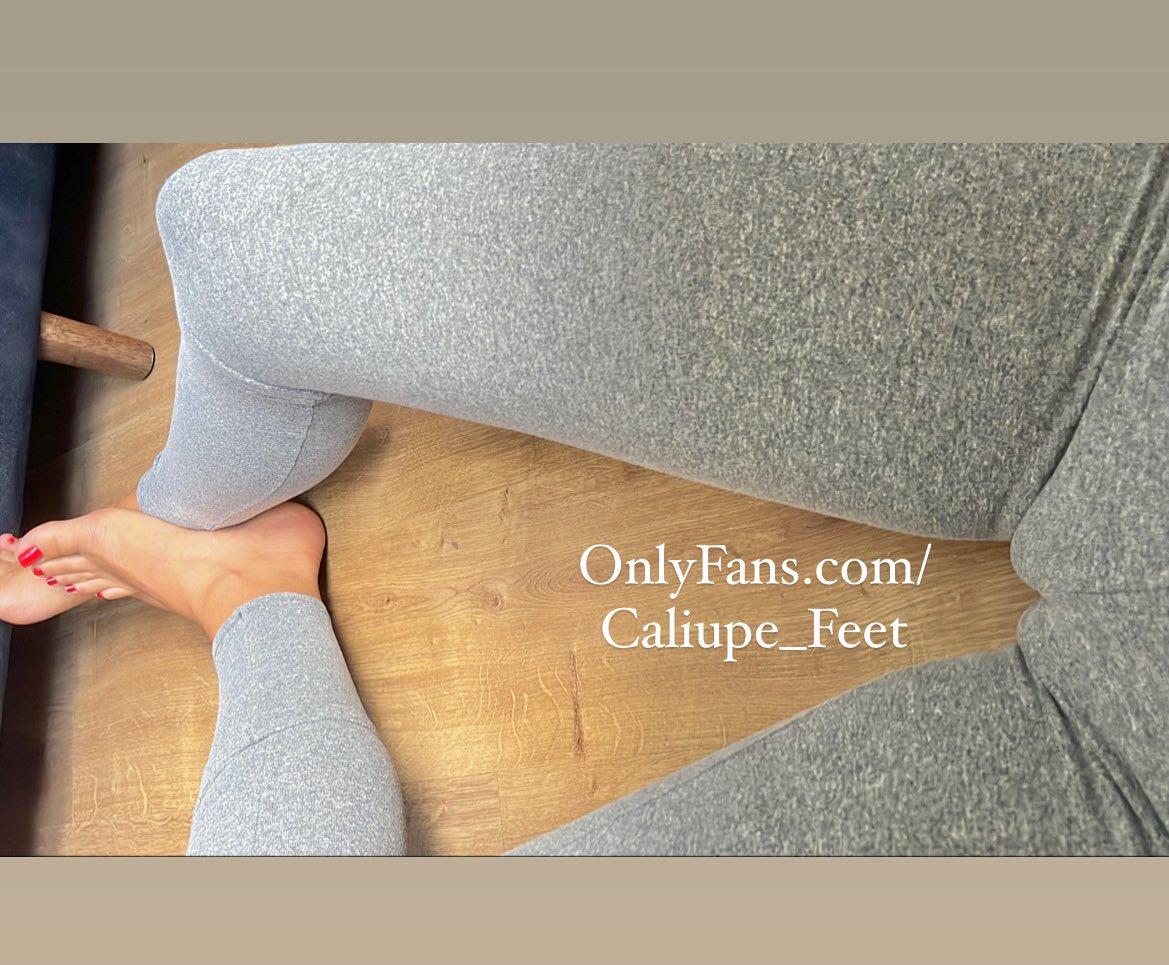 Califeet / Caliupe / Caliupe_feet / Caliupefeet Fugas Nude de OnlyFans 1