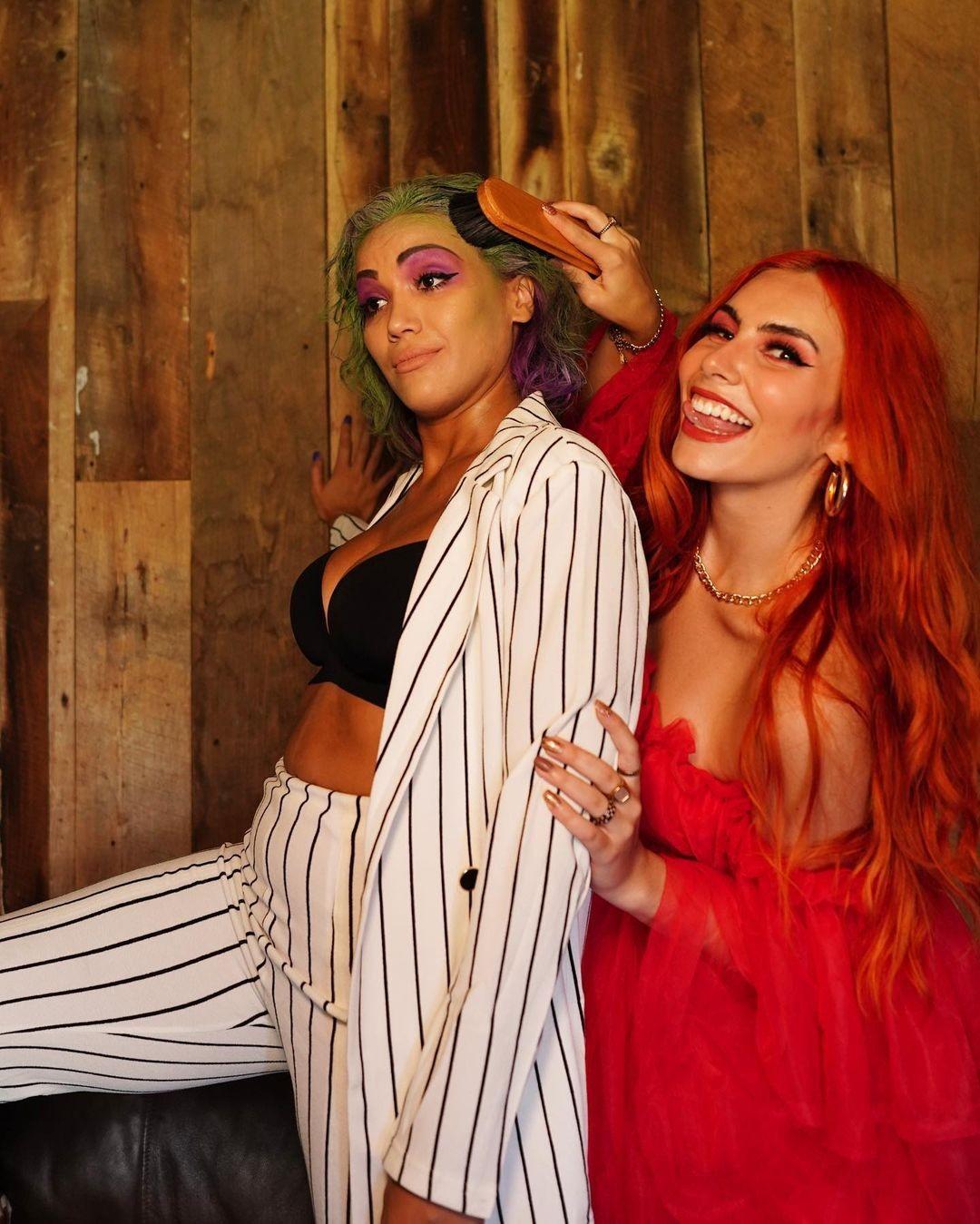 Alicia Atout & Salina de la Renta / Frenemies / notfriends Filtraciones Nude de OnlyFans 1