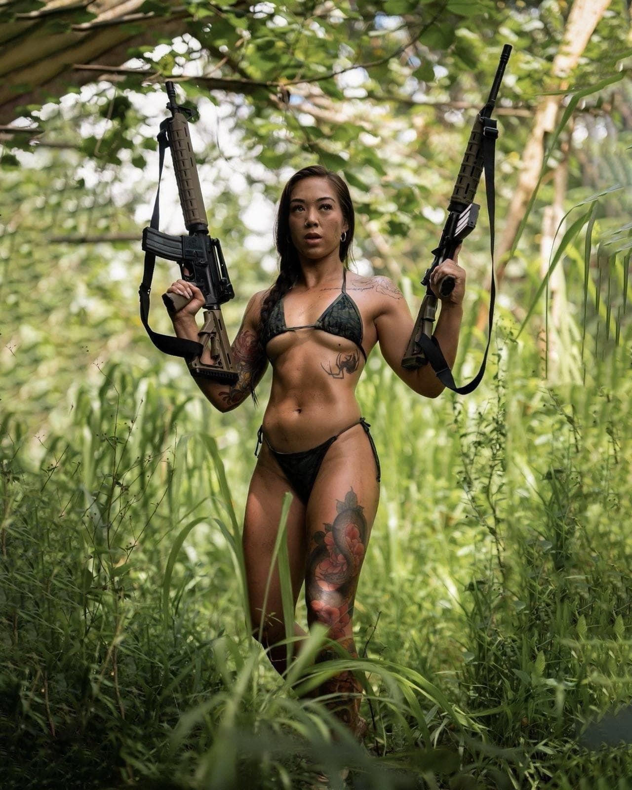 Armas de Fuego / Girls With Guns / wifi_diaries Filtraciones Nude de OnlyFans 1
