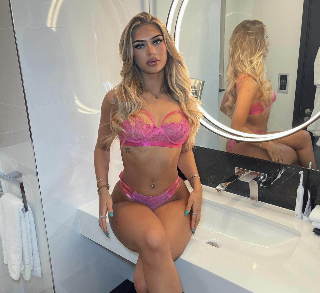 Imogen Oakley / imogen.oakley Filtraciones Desnudas de OnlyFans 1