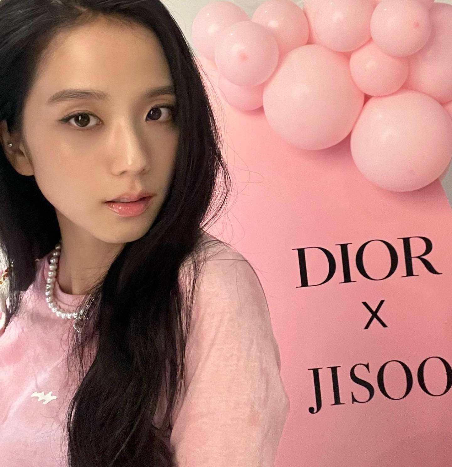 BLACKPINK / Jisoo / qenshizu Filtraciones Nude en OnlyFans 1