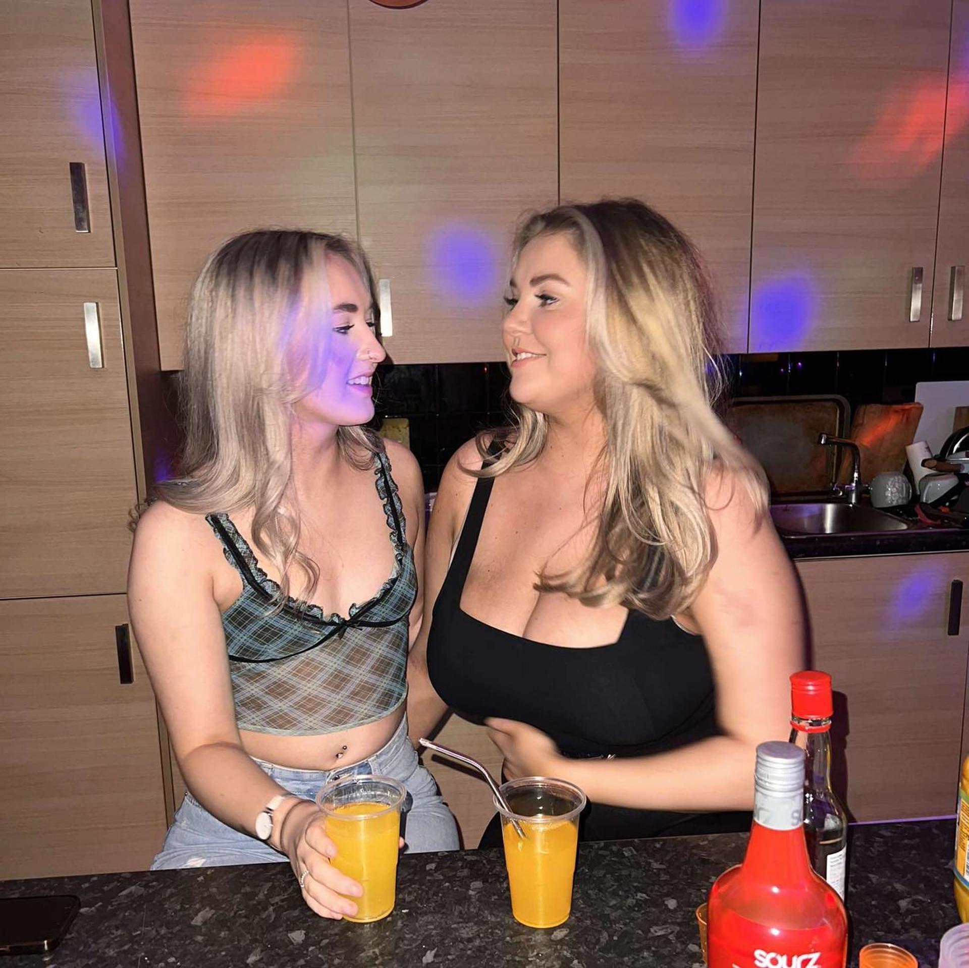 Katherine H / katti.fts Filtraciones Nude de OnlyFans 1