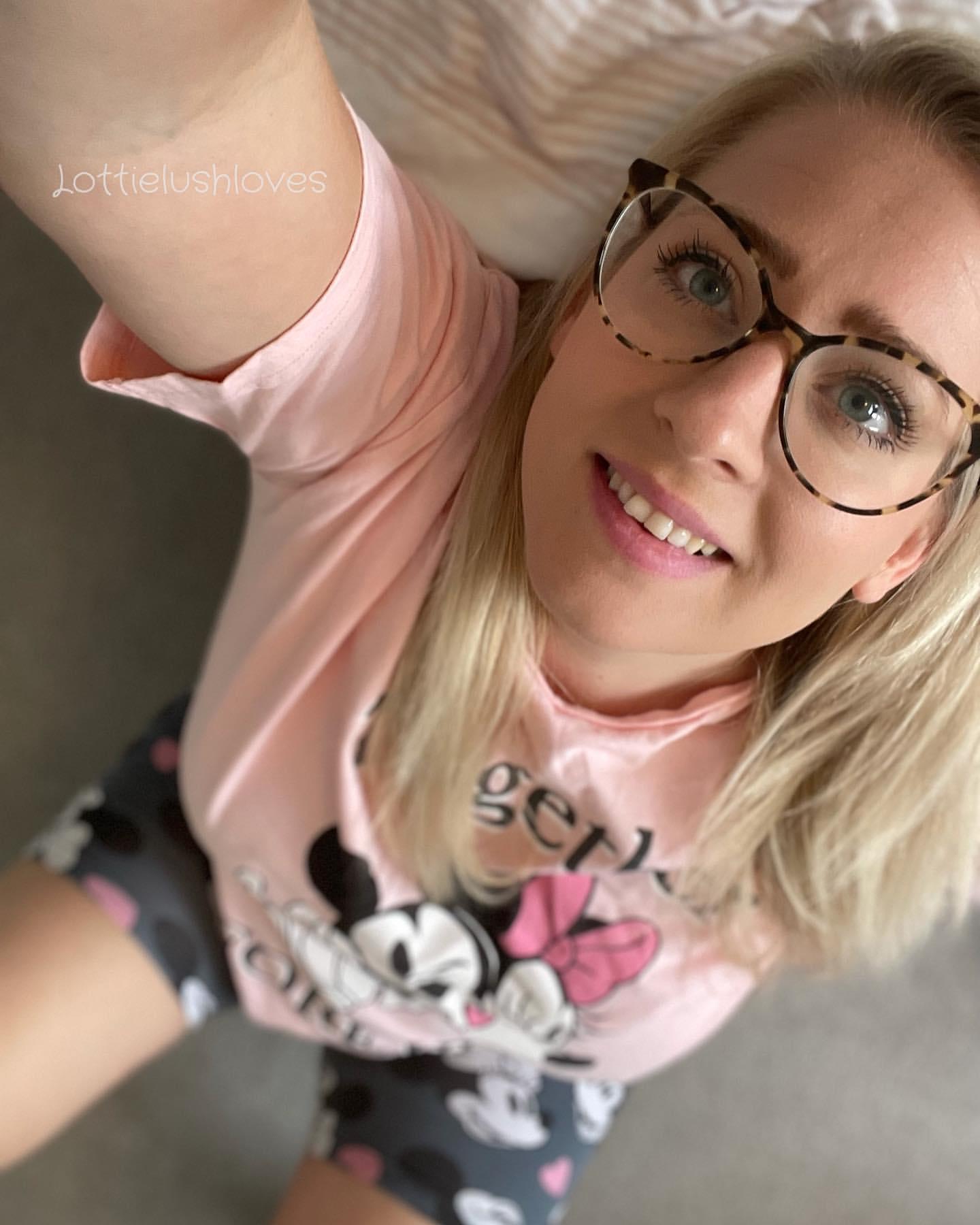 lottielushloves Filtraciones Nude de OnlyFans 1