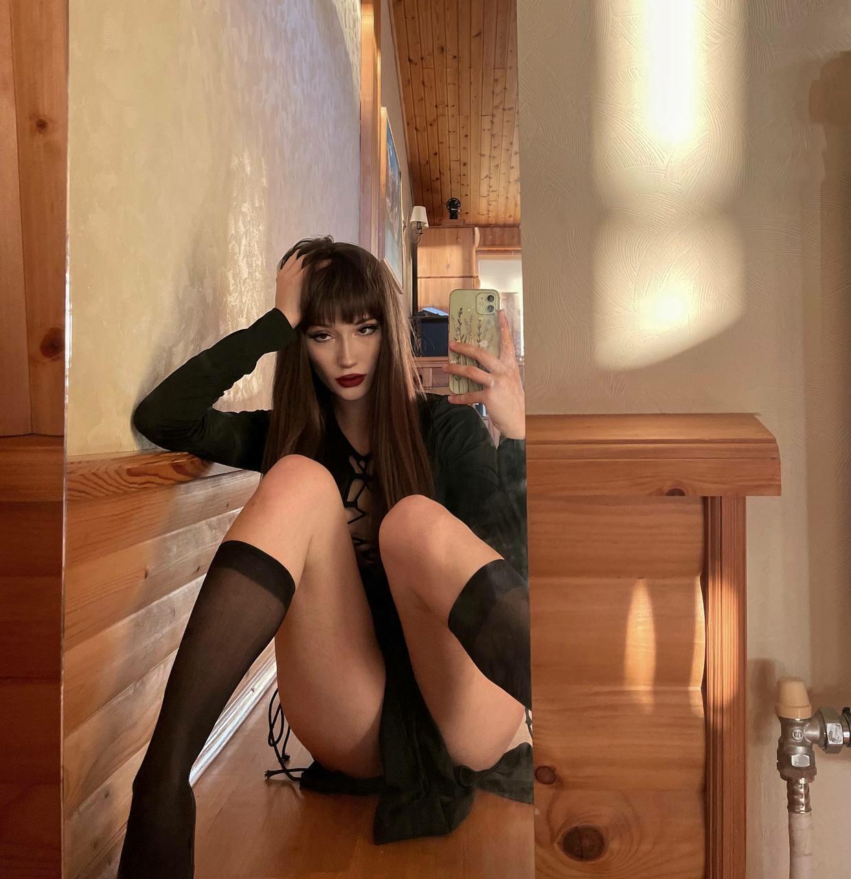Miheeeeeva / evaelfie Filtraciones Desnudas de OnlyFans 1