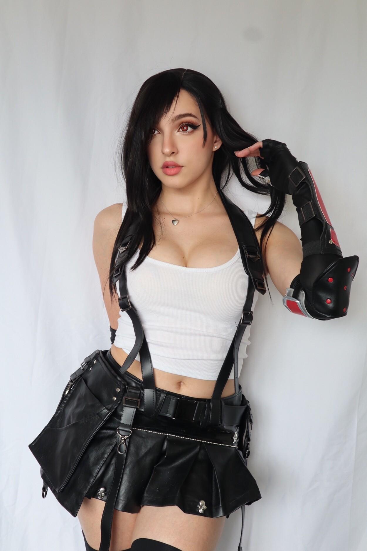 Miss Bri Torress / missbricosplay Filtraciones Nude de OnlyFans 1