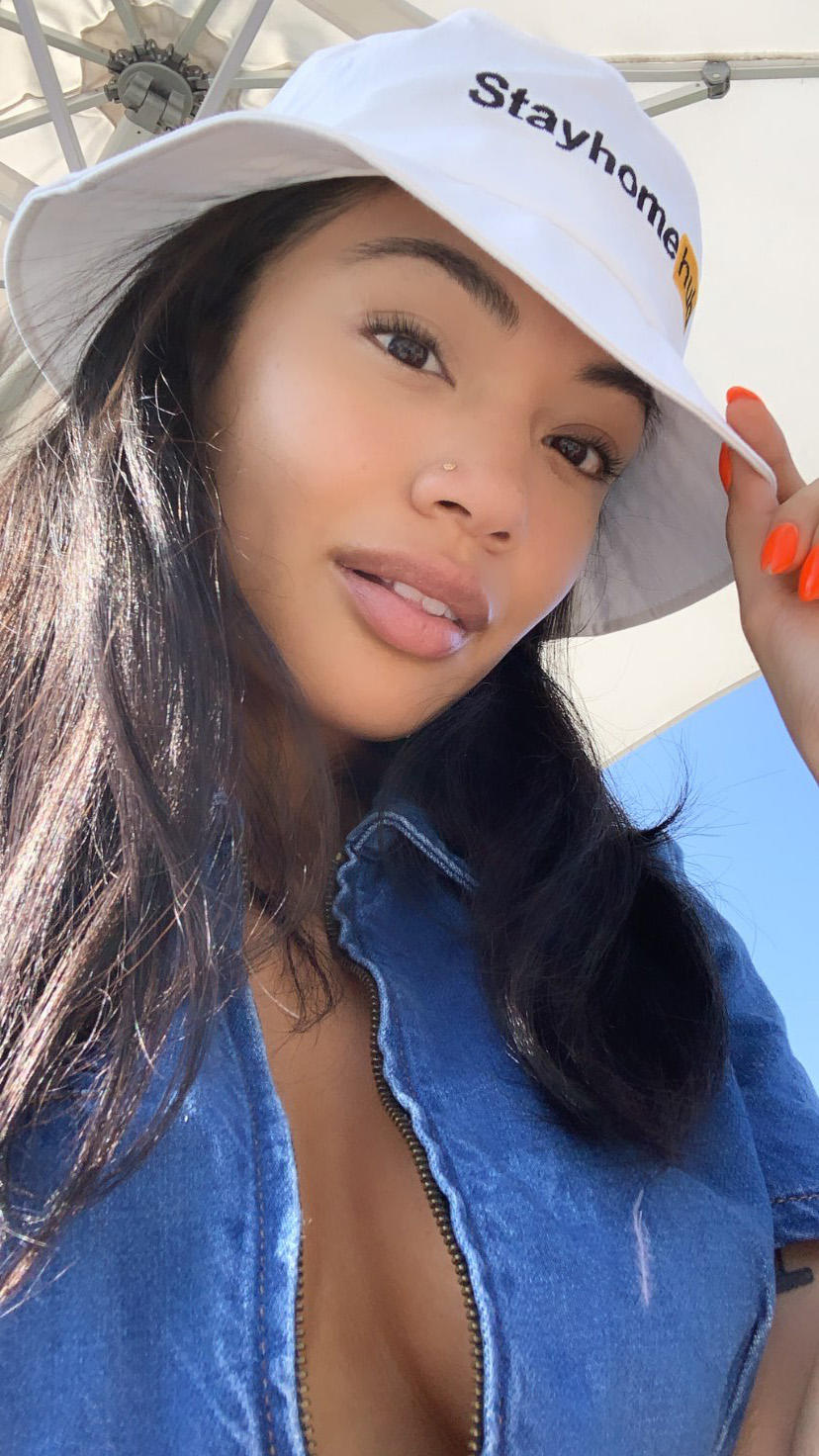 Reyna Morena / enlightenedbimbo / morenareyna Filtraciones Nude de OnlyFans 1