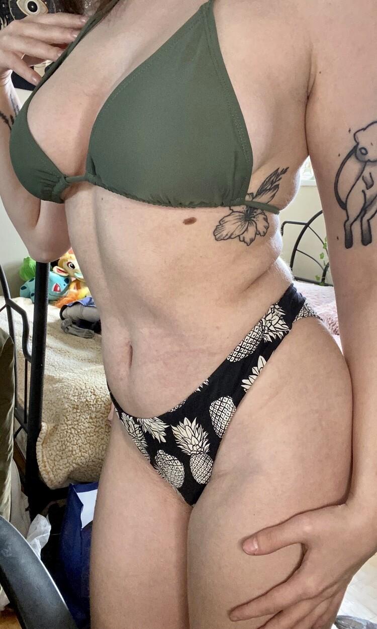 Filtraciones Nude de Urfriendaj en OnlyFans 1