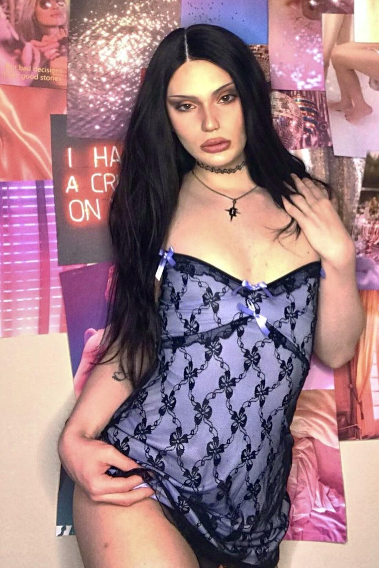 Triggvaandering / Xena.Divine Filtraciones Nude de OnlyFans 1