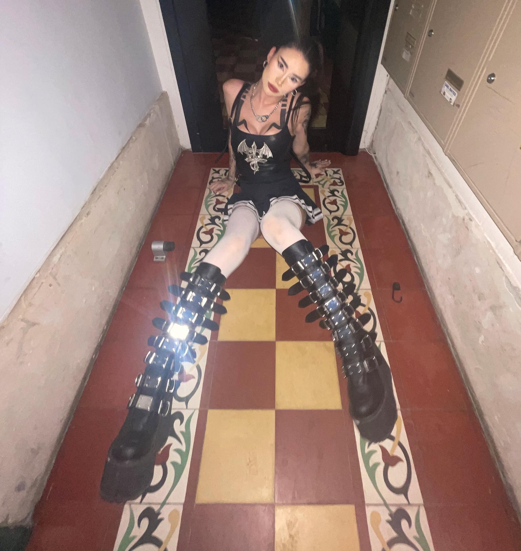 Alienígena femenina / Zeliahxo Nude OnlyFans filtraciones 1