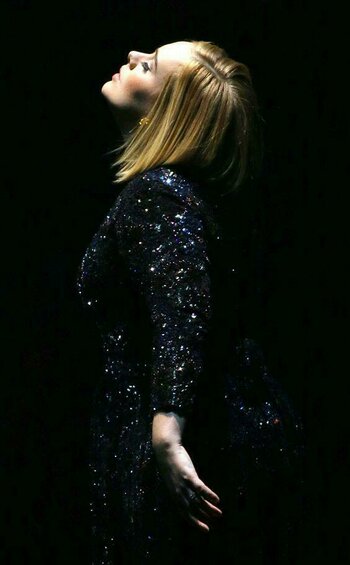 Adele / Adele Laurie Blue Adkins Filtraciones Desnudas Foto 84