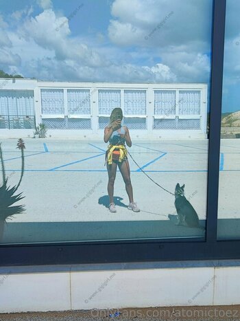 atomictoez / atomictoezz Filtraciones Desnudas OnlyFans Foto 9