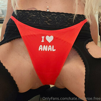 kate.monroe.free / singlemomkate Filtraciones Desnudas OnlyFans Foto 7