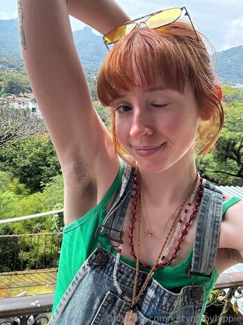 kittynippyhippie / littlenippyhippie Filtraciones Desnudas OnlyFans Foto 43