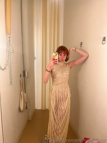 kittynippyhippie / littlenippyhippie Filtraciones Desnudas OnlyFans Foto 52