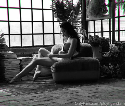 modelploycom Filtraciones Desnudas Foto 13