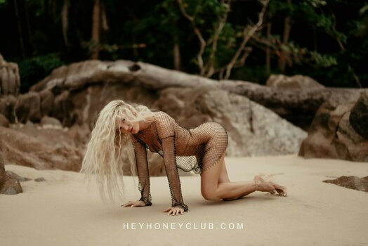 Olya Lelay / ohh.lelay / white_pony Filtraciones Desnudas OnlyFans Foto 12