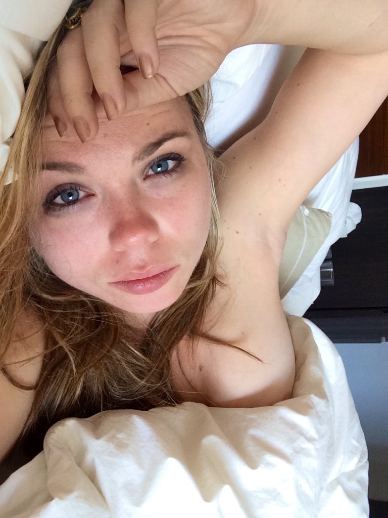 Amanda Fuller Desnuda 01