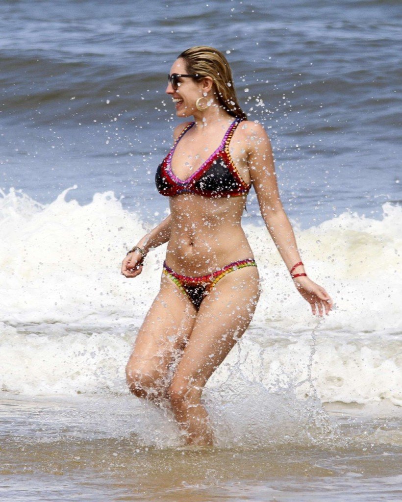 Kelly Brook en Bikini 06