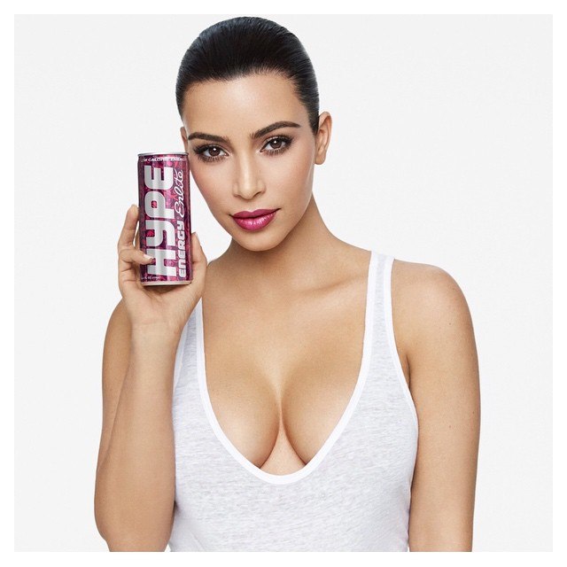 Kim-Kardashian-Cleavage-2