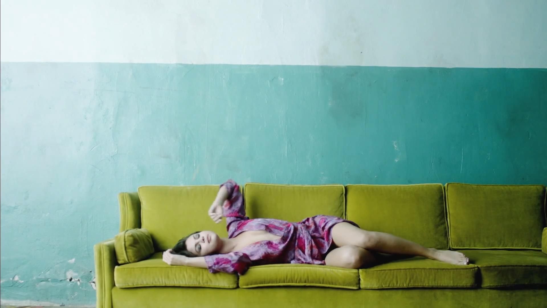 Selena-Gomez-Sexy-14