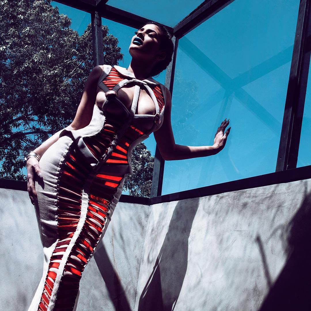Kylie-Jenner-Sexy-3