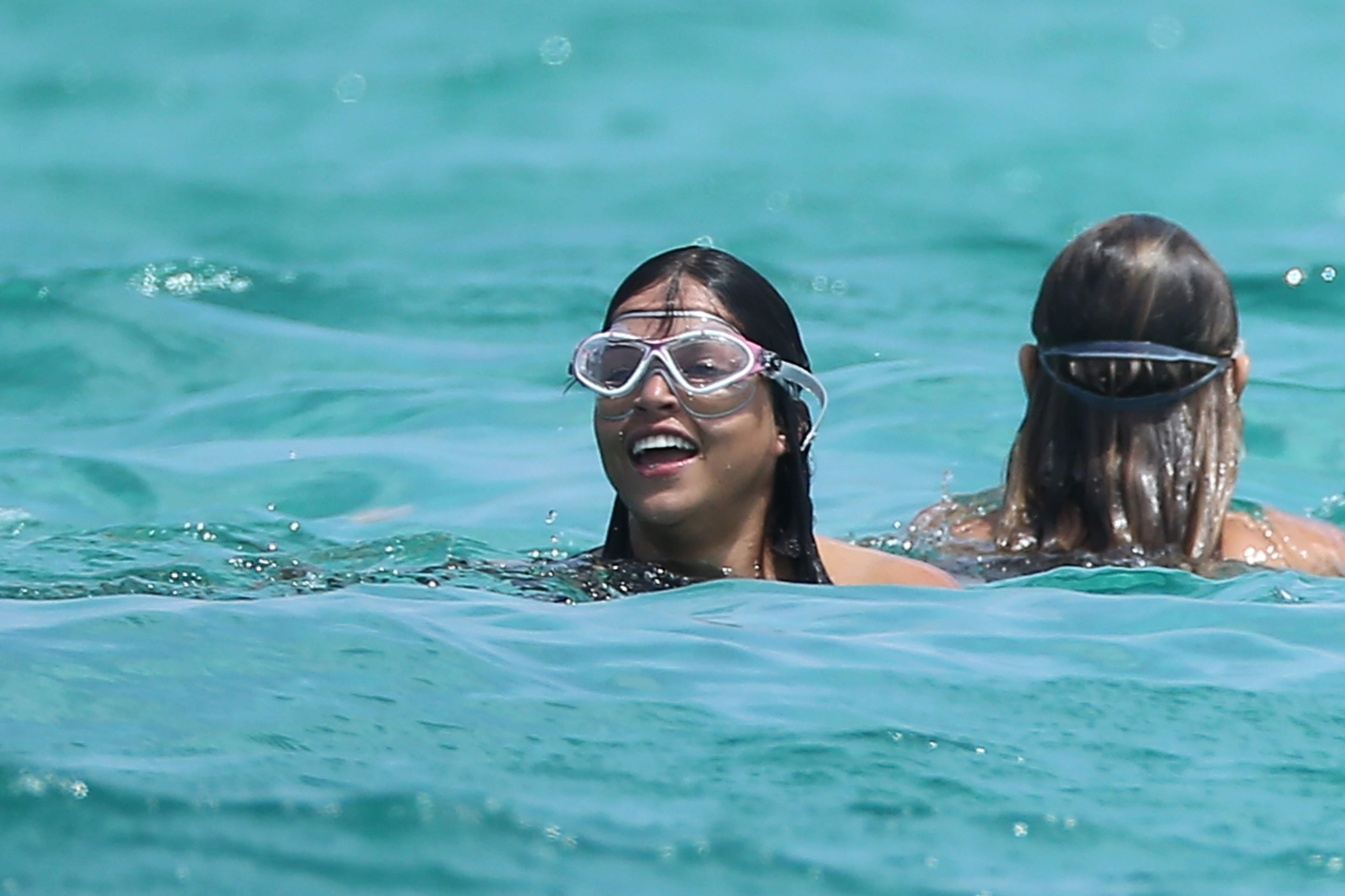 Michelle-Rodriguez-in-a-Bikini-21
