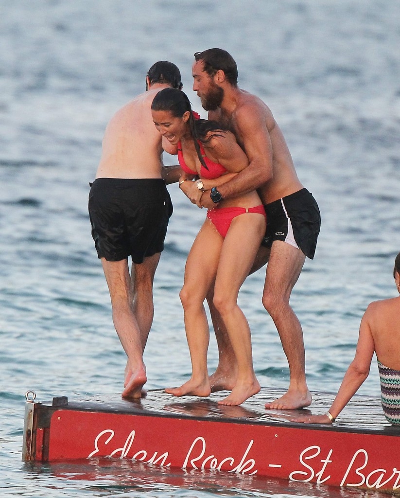 Pippa Middleton Bikini 7