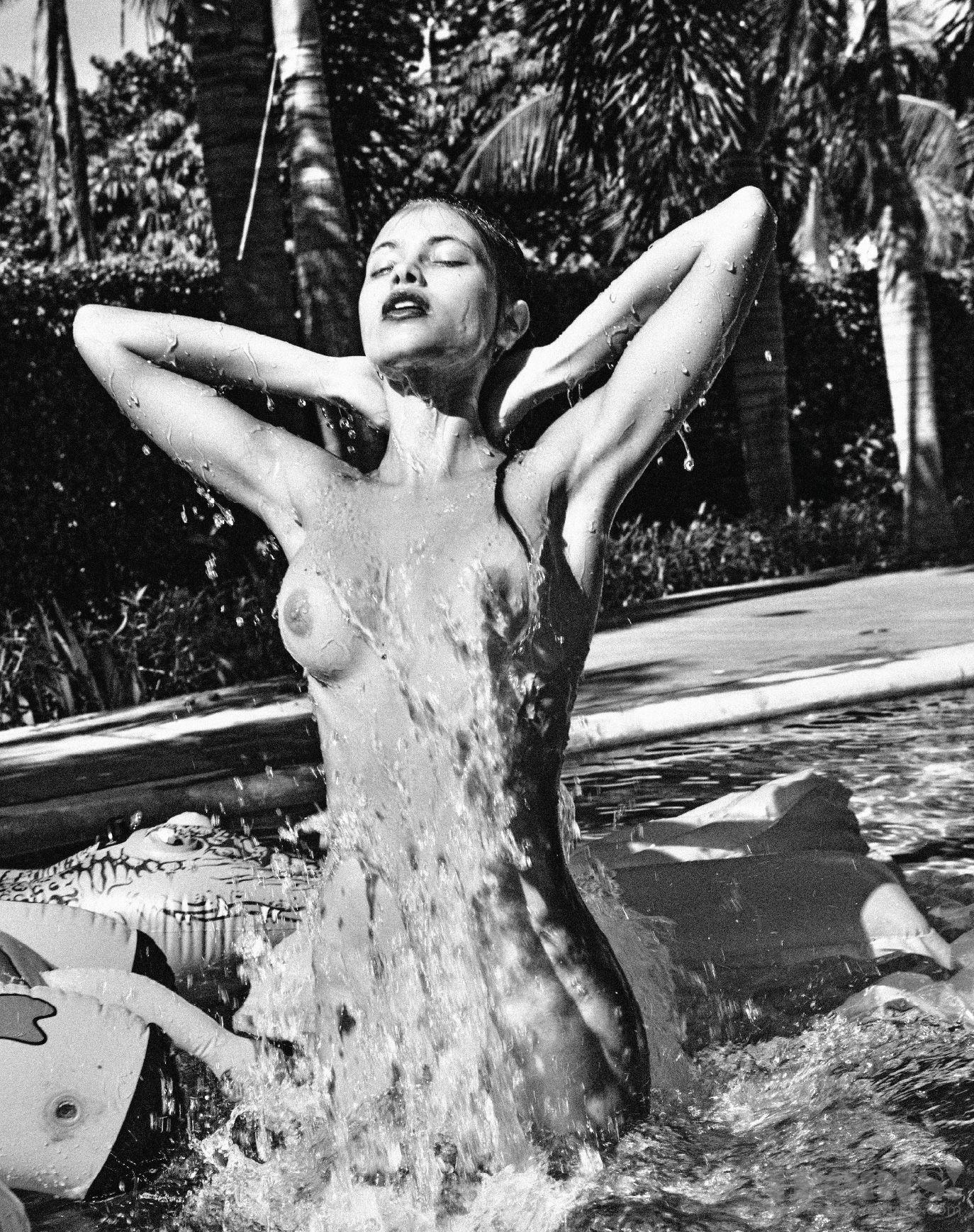 Yara-Khmidan-Nude-Photos-12