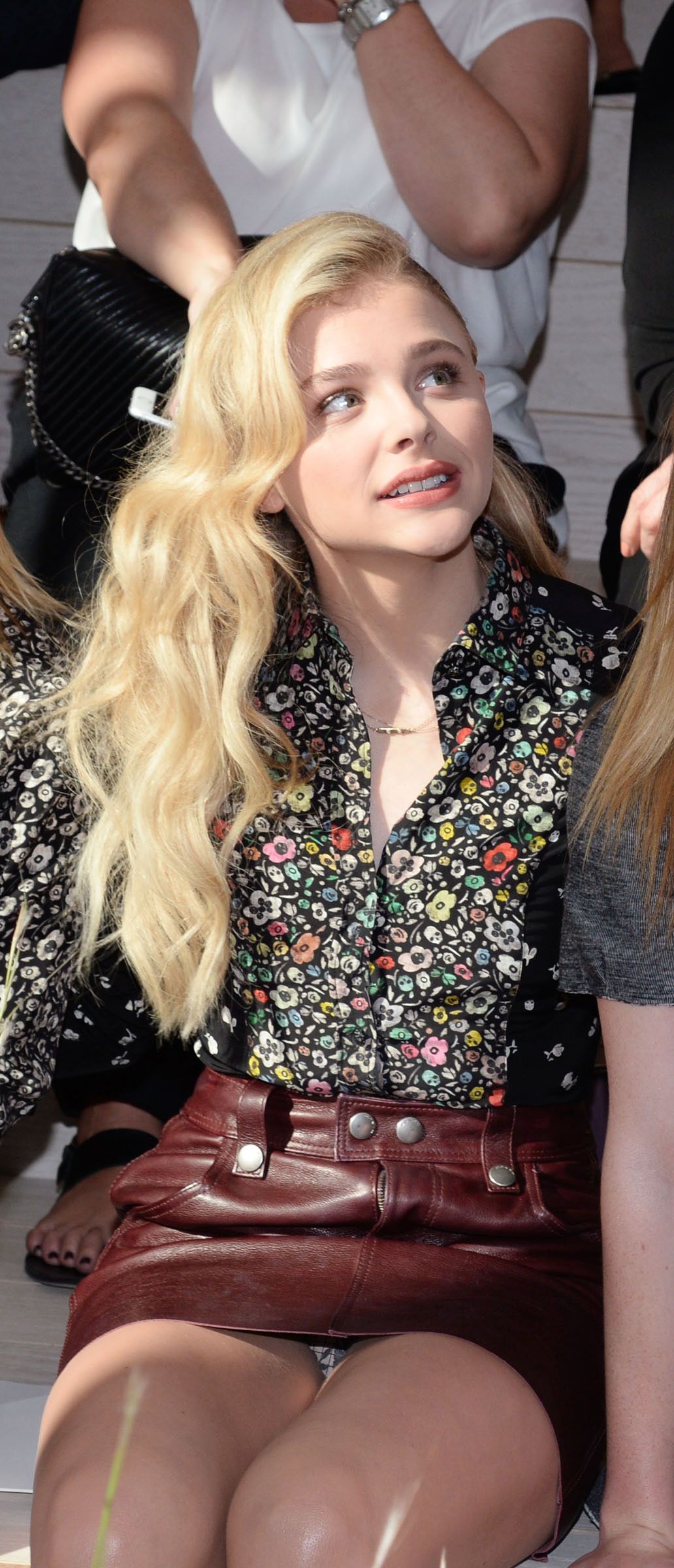 Chloe-Grace-Moretz-Upskirt-New-8