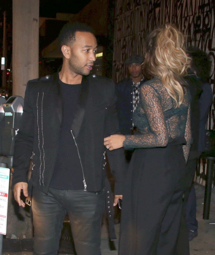 Chrissy-Teigen-See-Through-33