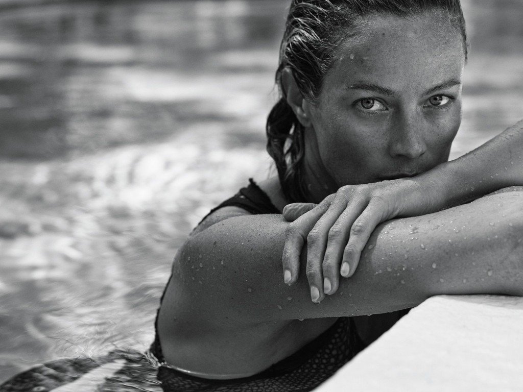 Carolyn Murphy Topless & Sexy2
