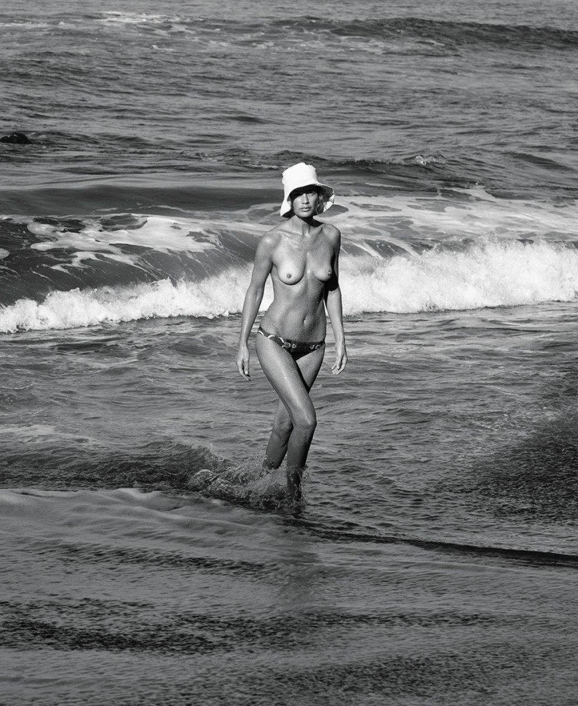 Carolyn Murphy Topless & Sexy21