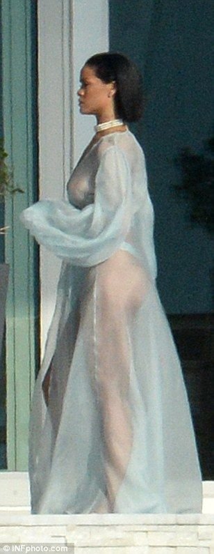 Rihanna See Through Photos 26