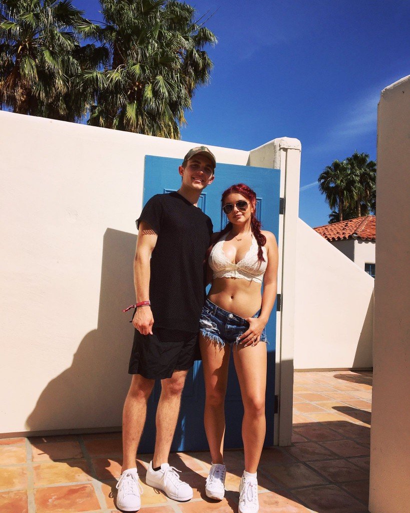 Escote de Ariel Winter 3