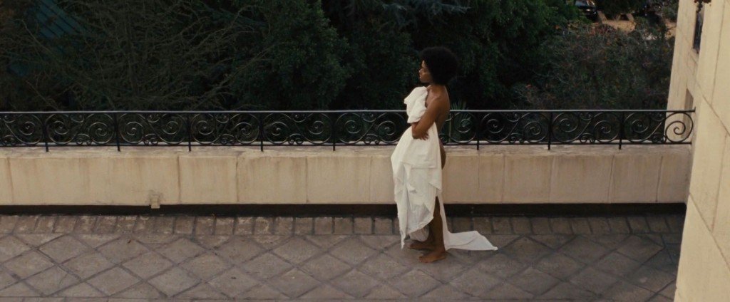 Zoe Saldana Nude 4
