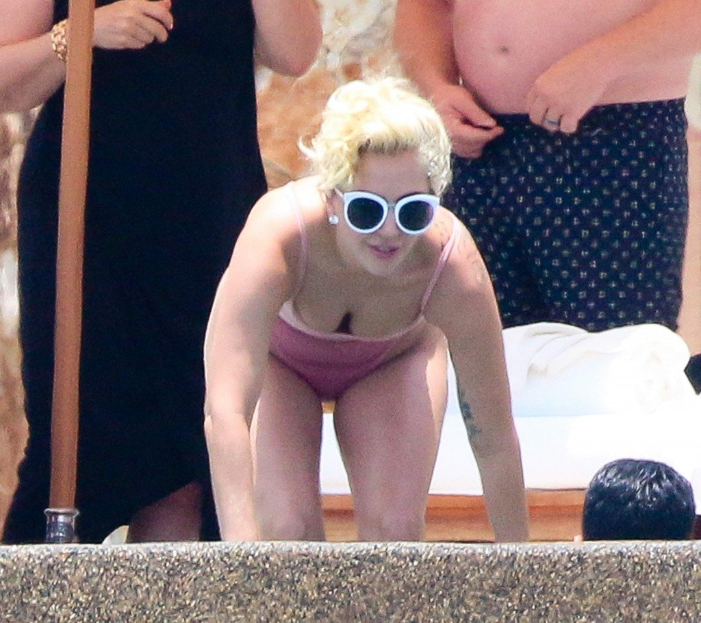 Lady Gaga Sexy 43