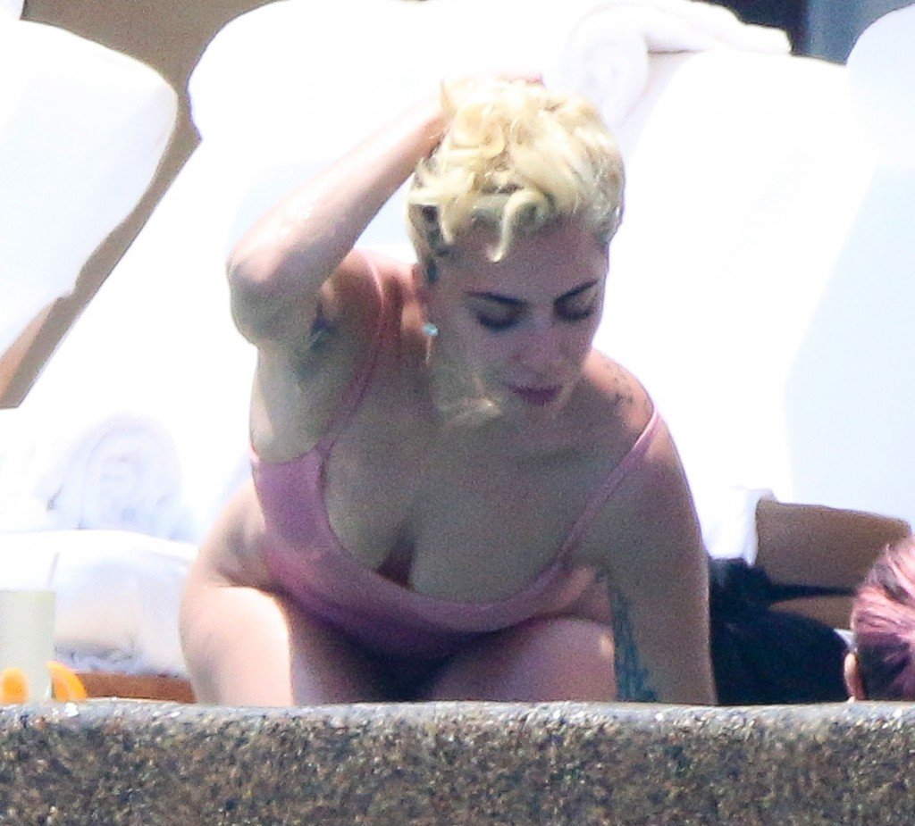 Lady Gaga Sexy 9