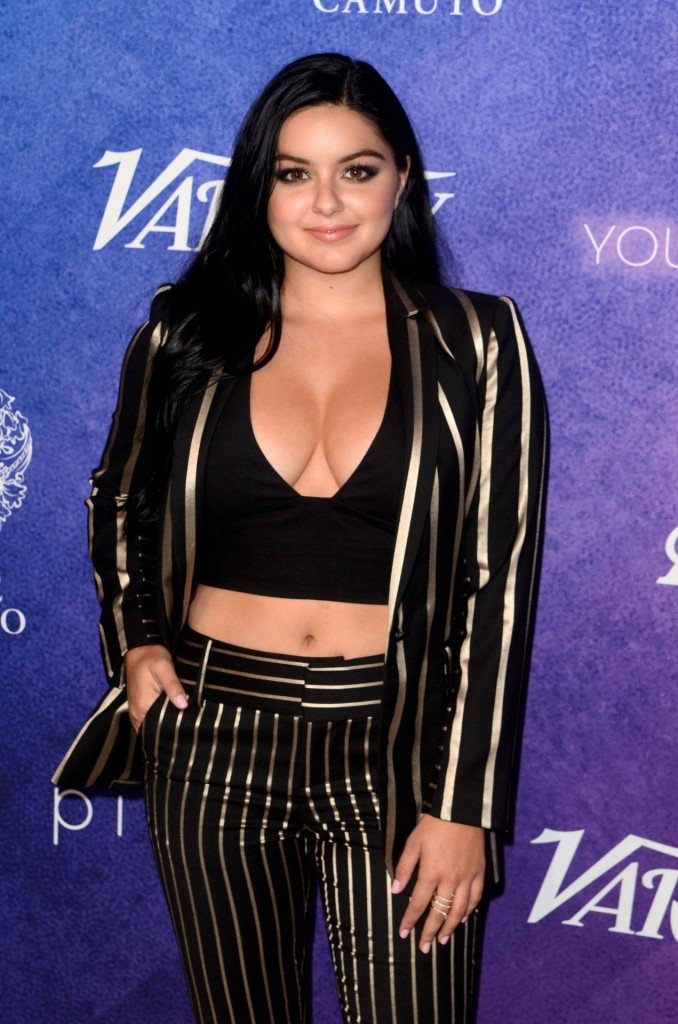 Escote de Ariel Winter 12