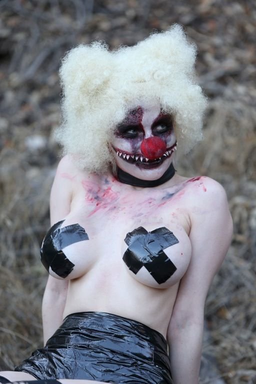 Courtney Stodden Topless 8