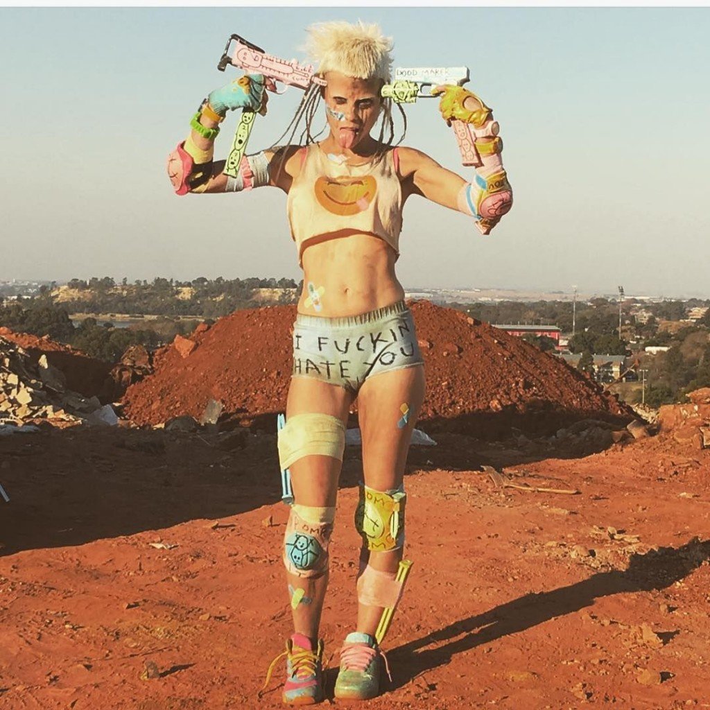 Yolandi Visser Sexy-2
