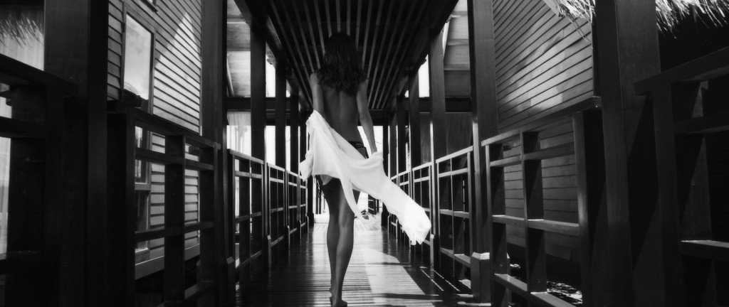 Alessandra Ambrosio Desnuda y Sexy 3 thefappening.so