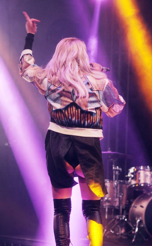 Louisa Johnson Ass 5 thefappening.so