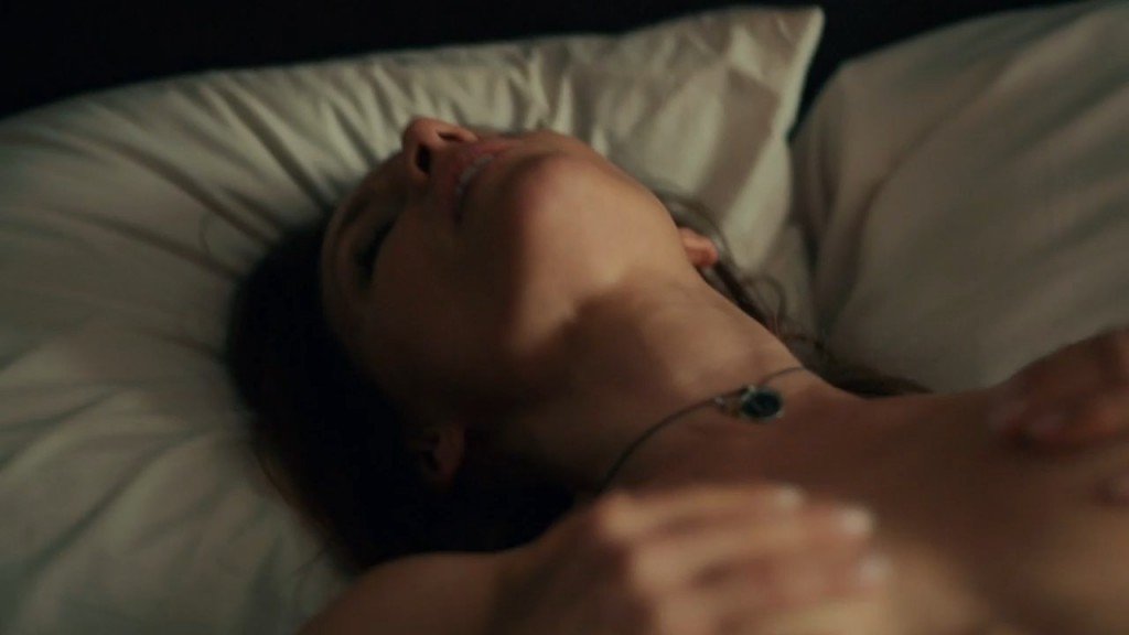 Emmanuelle Chriqui, KaDee Strickland Nude - Shut Eye (2016) s01e01 - HD 720p.mp4_snapshot_00.04_[2016.12.12_08.08.36]