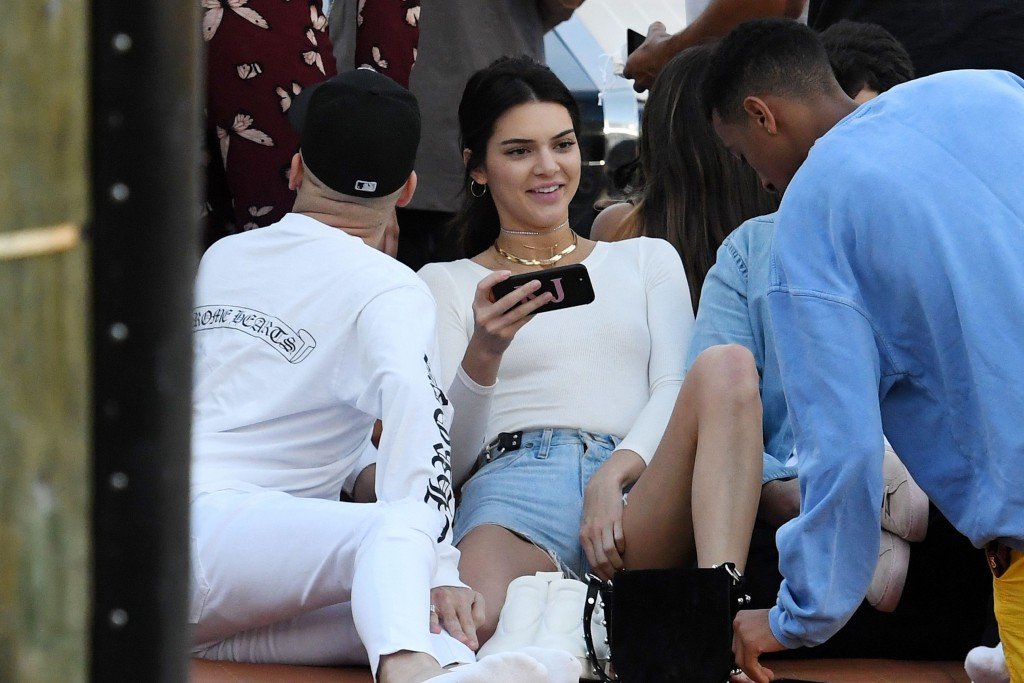 Kendall Jenner sin sujetador 5