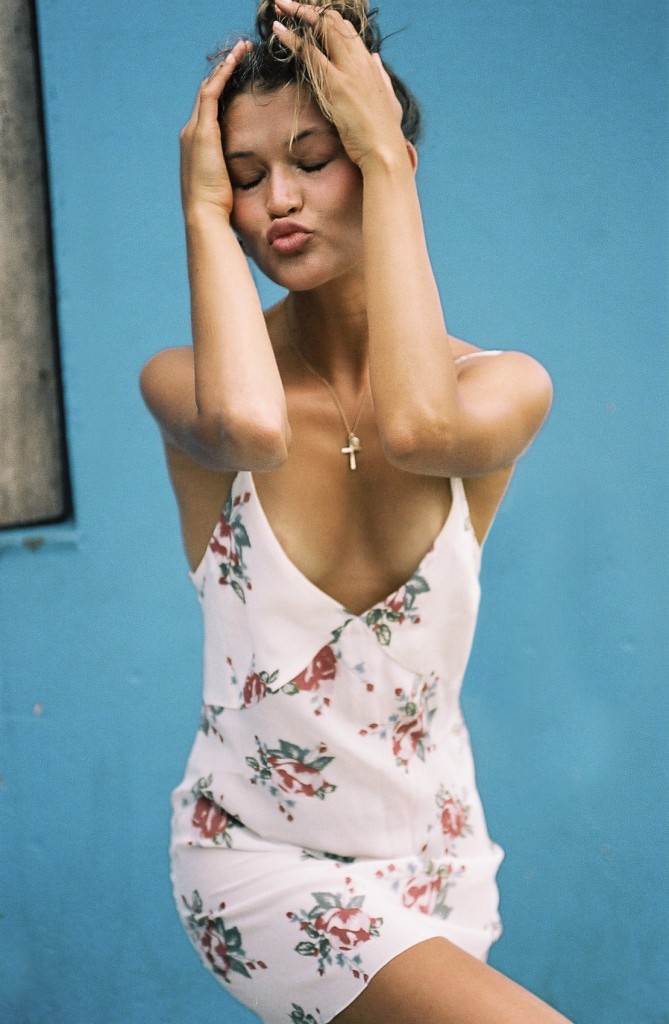 Chloé Lecareux Sexy & Topless 29 thefappening.so