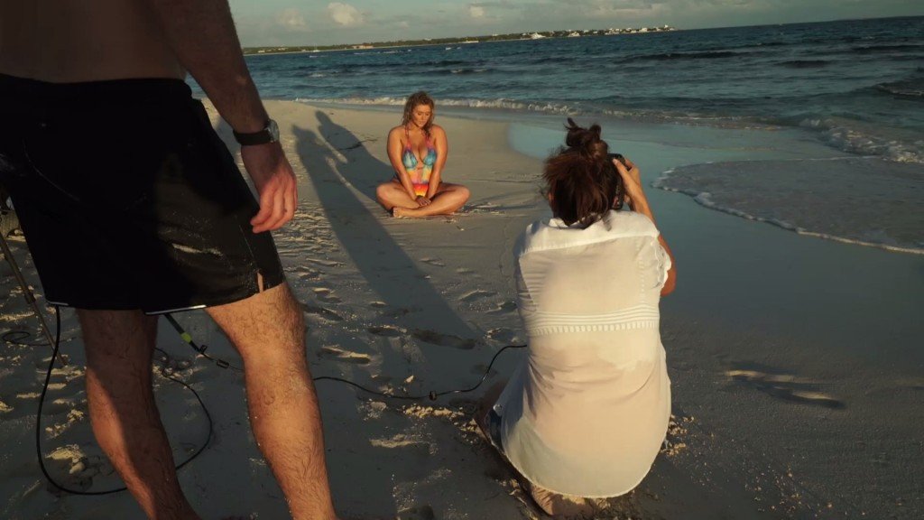 Hunter McGrady Bodypaint Uncovered 23 thefappening.so