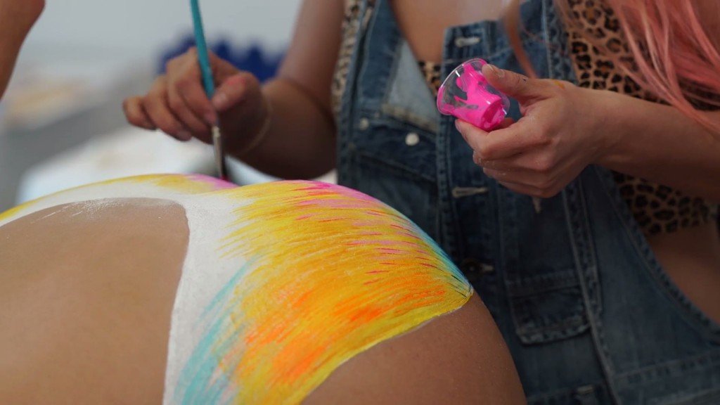 Hunter McGrady Bodypaint Uncovered 5 thefappening.so
