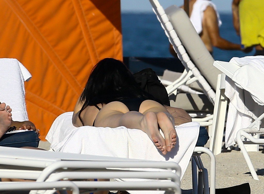 Rumer Willis Sexy 2 thefappening.so